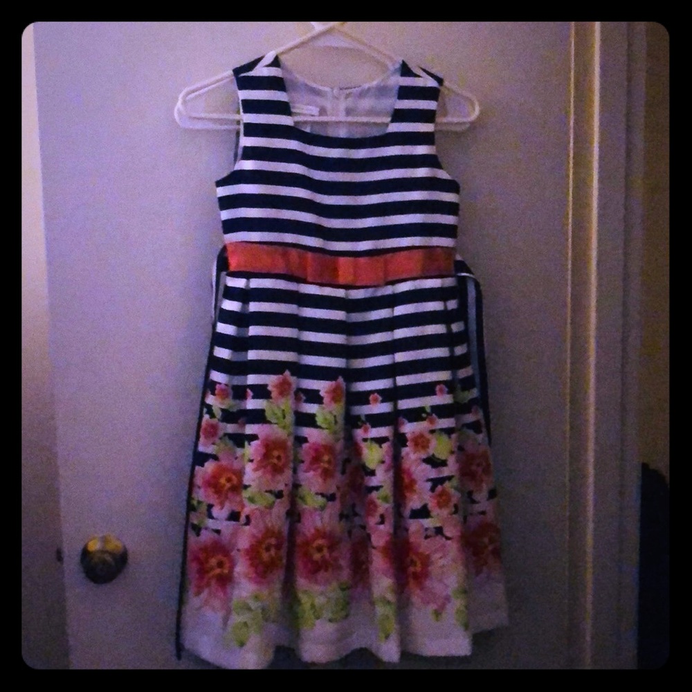 Beautiful sleeveless dress 👗
